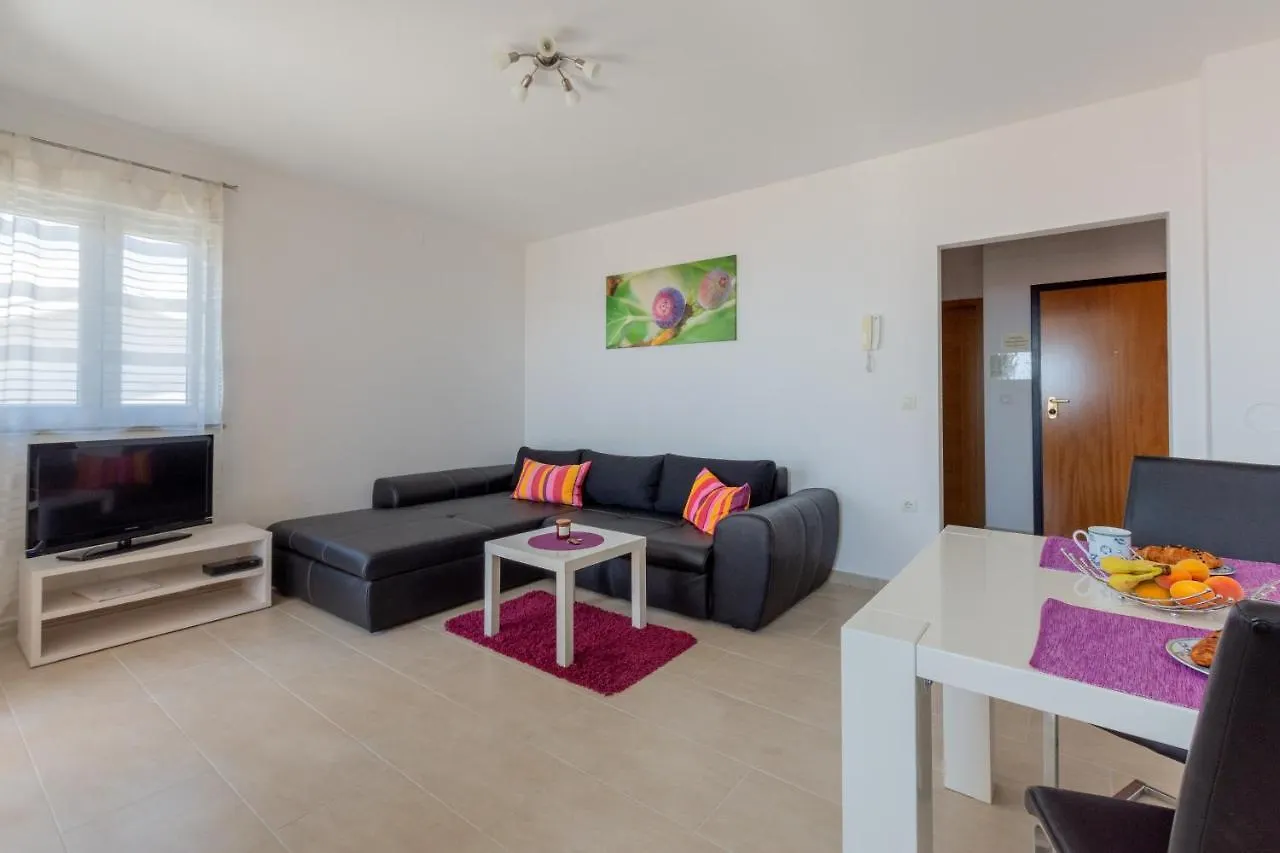 Apartments Quarnero Rabac